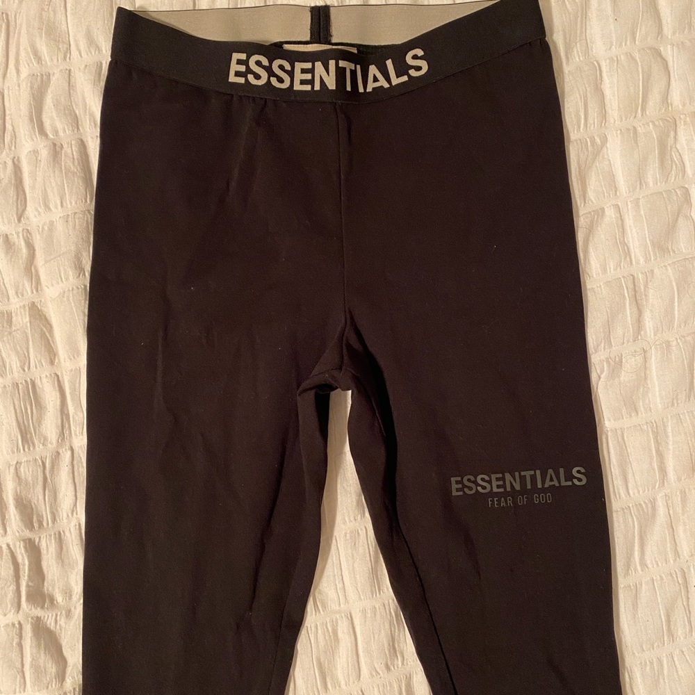 ‼️FOG ESSENTIALS LEGGINGS‼️